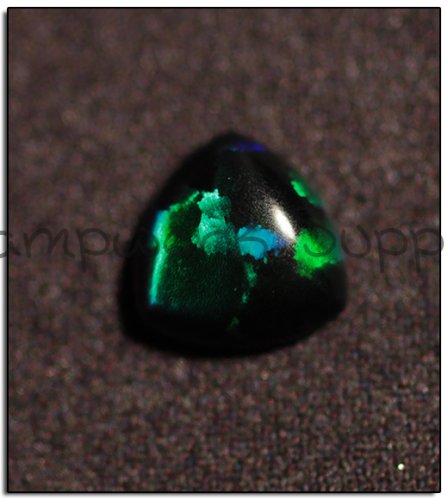 Kyocera 4mm Trillion Opal - Black Green Green Fire