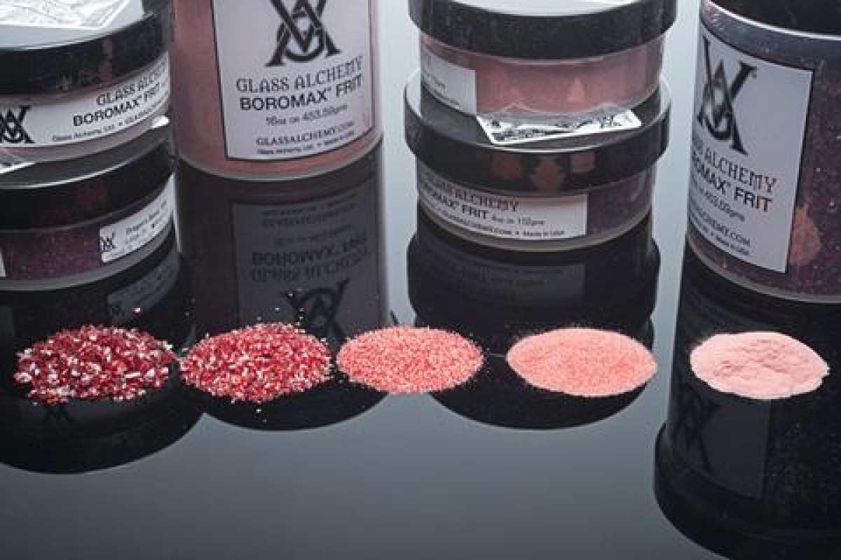 Dragon's Blood Small Frit 4 oz. (70 grade)