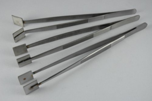 Mashing Tweezers 8.25 inches long with 3/4" x 3/4" Pad
